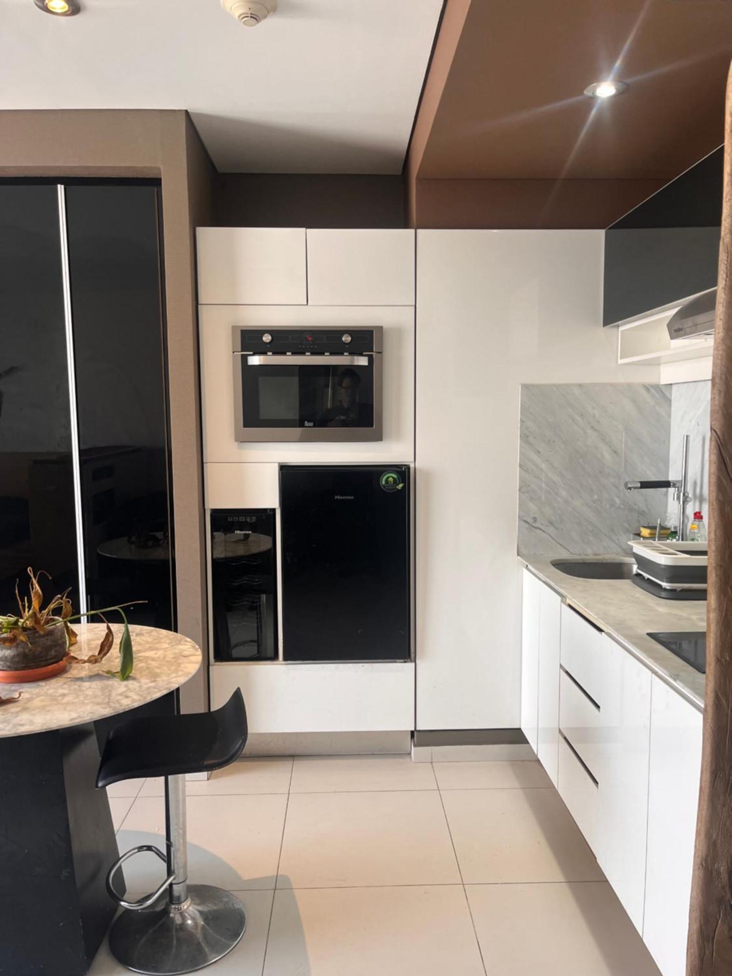 P2406 - 1br - 1bth Appartement